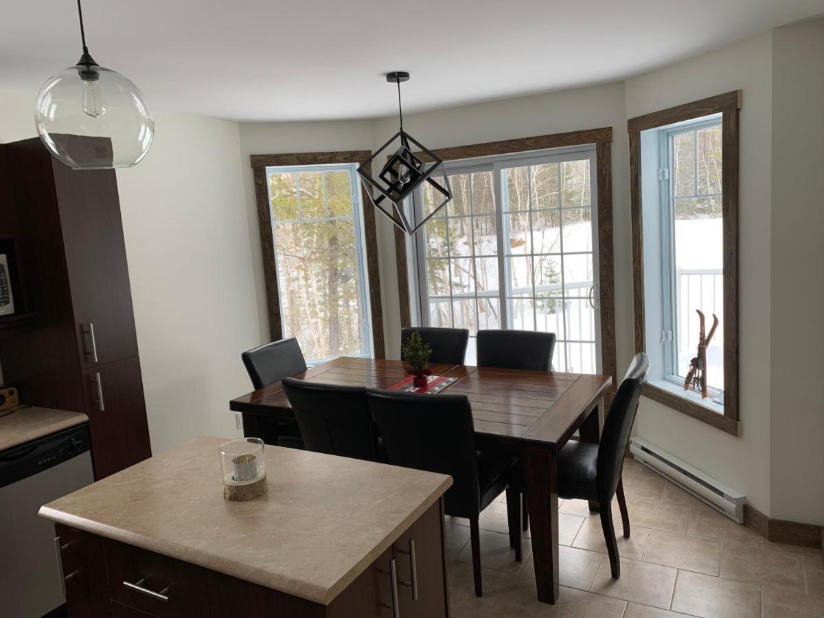 Condo Mont-Edouard 2 LʼAnse-Saint-Jean Buitenkant foto